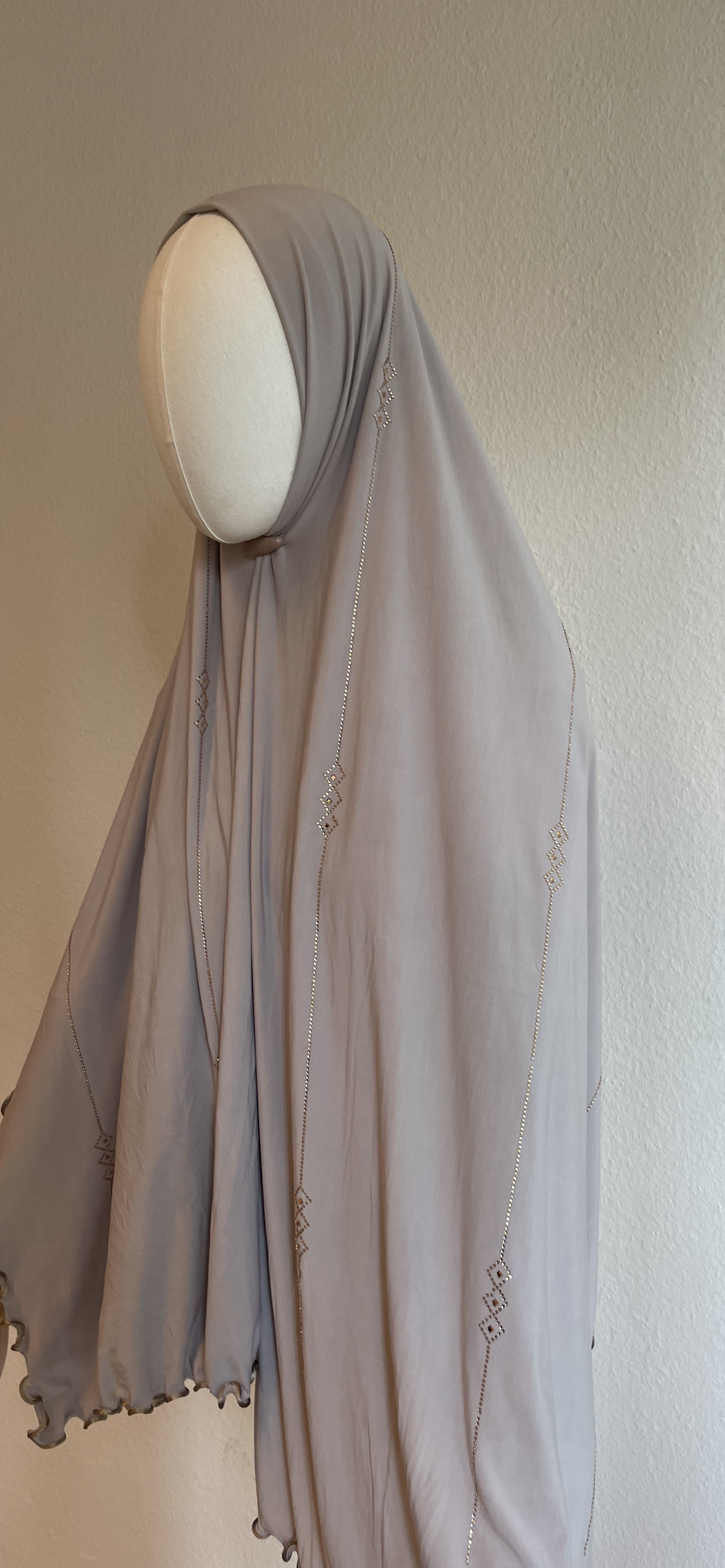 Hijab Steine Wellen