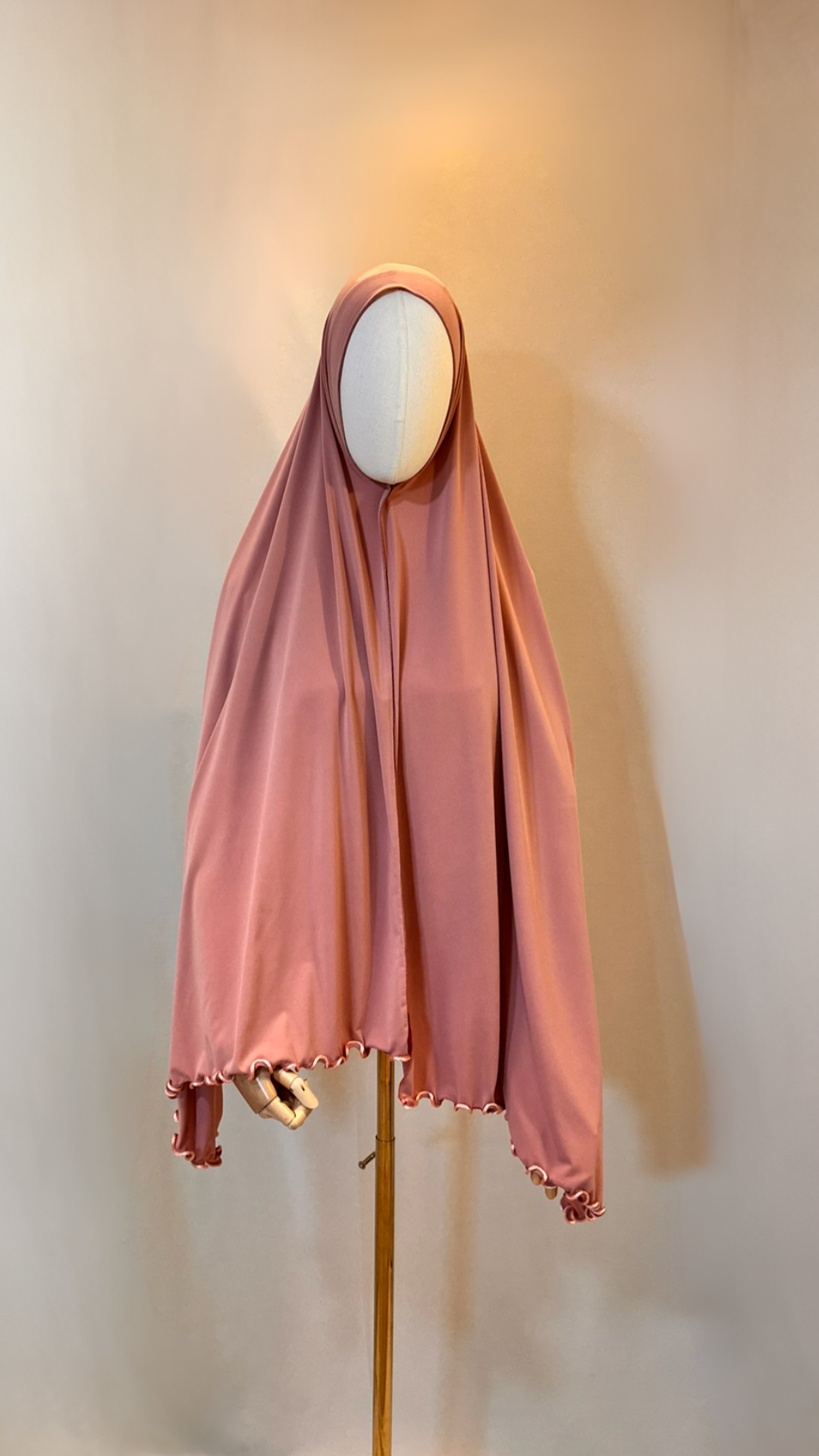 Premium Jersey Hijab mit Wellen
