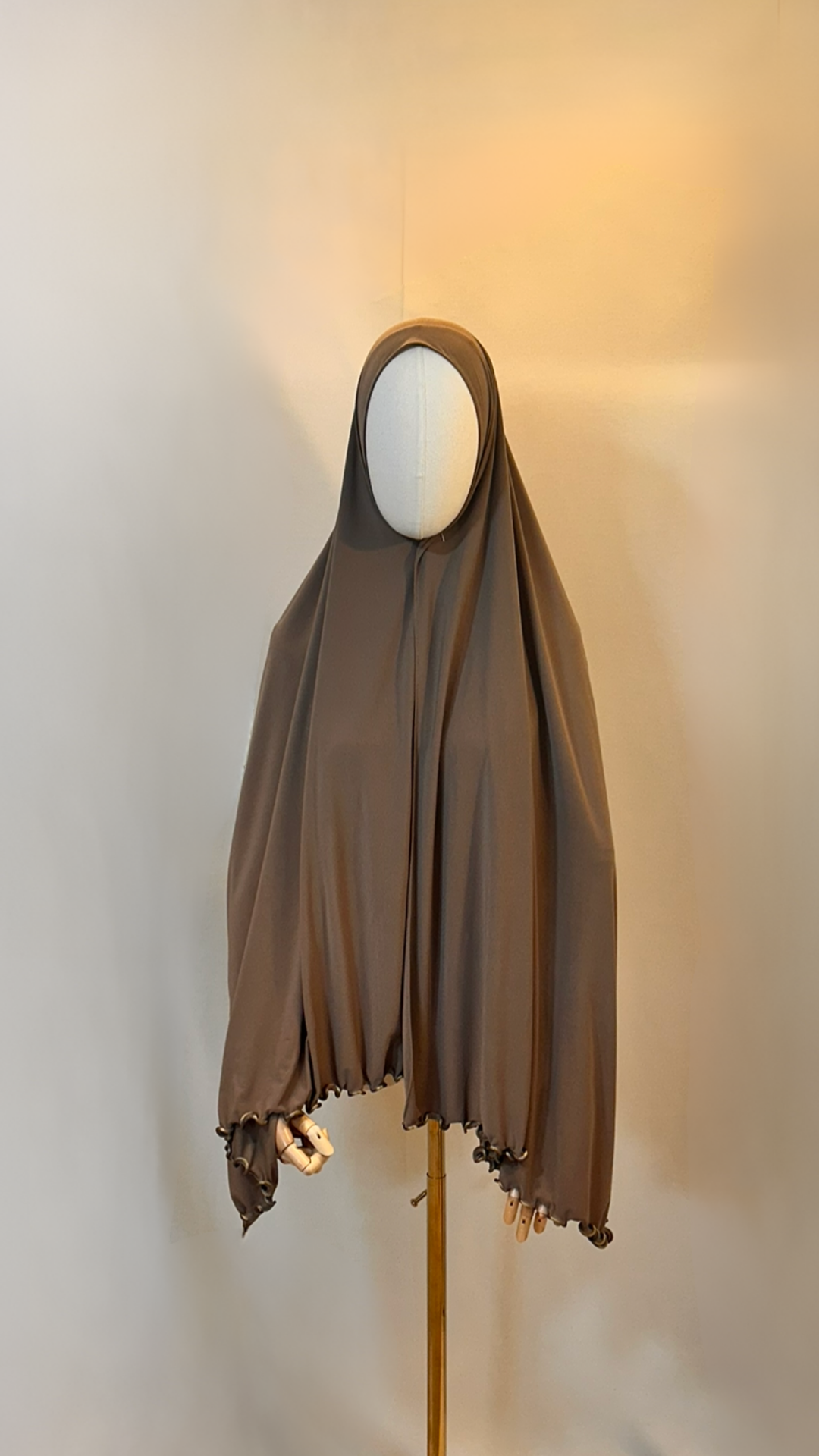 Premium Jersey Hijab mit Wellen