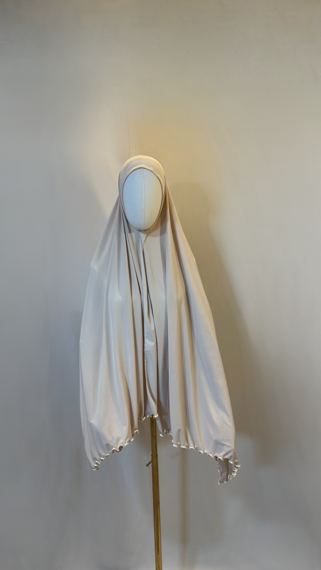 Premium Jersey Hijab mit Wellen
